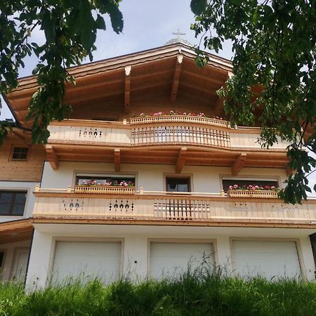 Apartment-Chalet Moedlinghof Hopfgarten im Brixental Eksteriør bilde