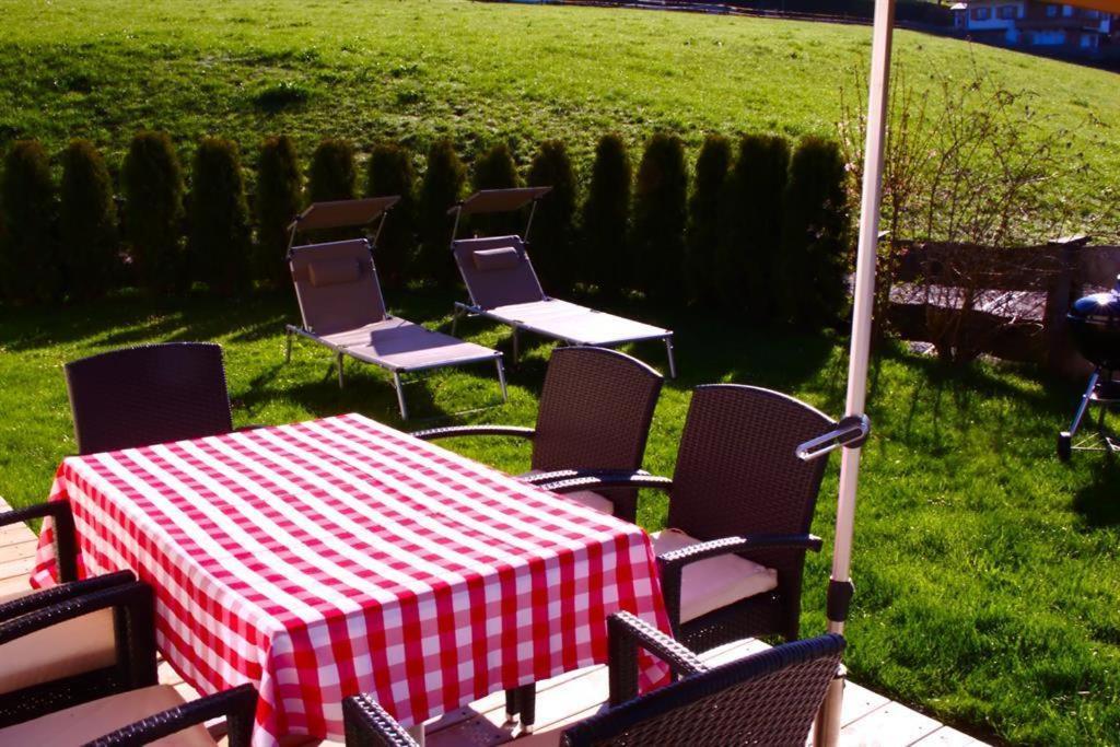 Apartment-Chalet Moedlinghof Hopfgarten im Brixental Eksteriør bilde